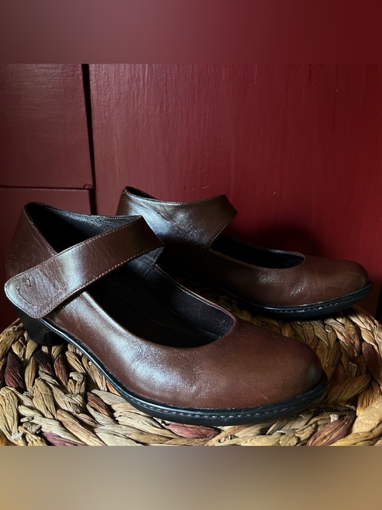 Dansko Shoes - Dansko Low Heel Mary Jane Shoes